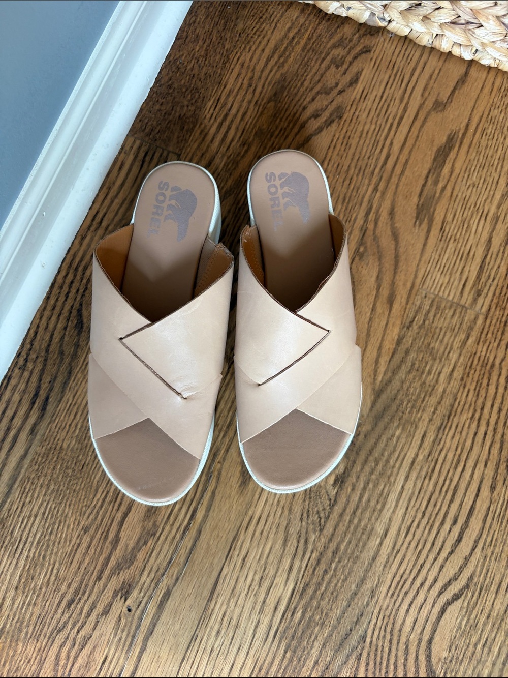 Sorel Women's Beige Crossover Leather Slide Mules
